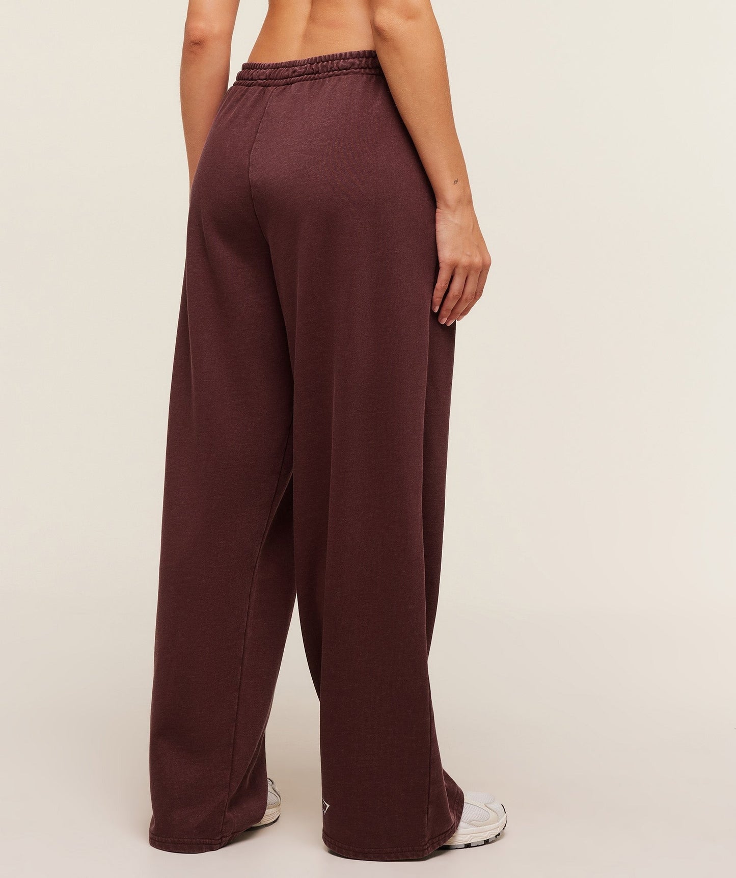 Gymshark Lifting Club 2012 Graphic Wide Leg Joggers - Rich Maroon/Wash