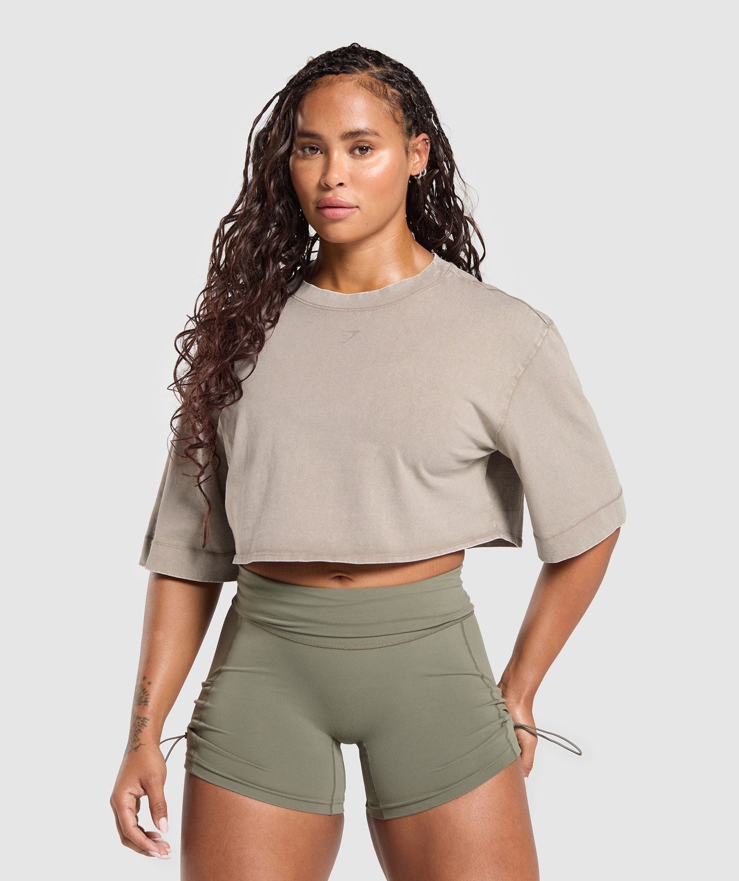 Gymshark GSLC Washed Graphic Crop Top - Linen Brown