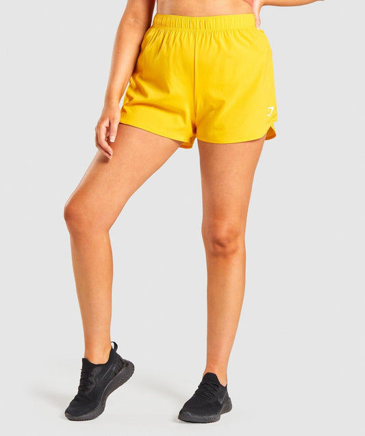 Gymshark Essential Loose Training Shorts - Yellow