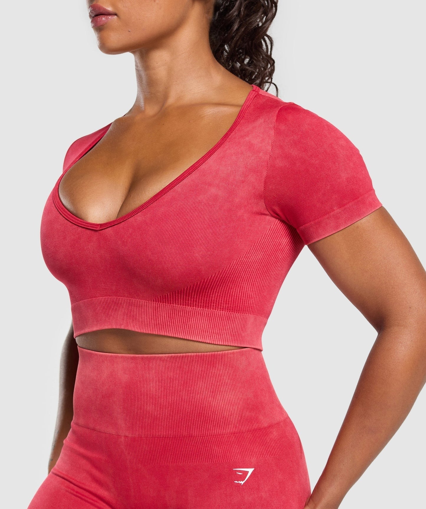 Gymshark Gains Seamless Washed Crop Top - Carmine Red