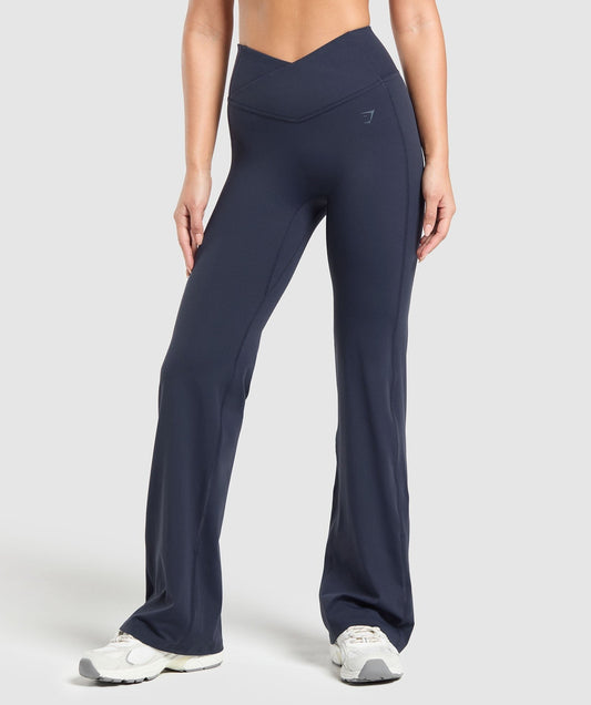 Gymshark Crossover Flared Regular Leggings - Heavy Blue