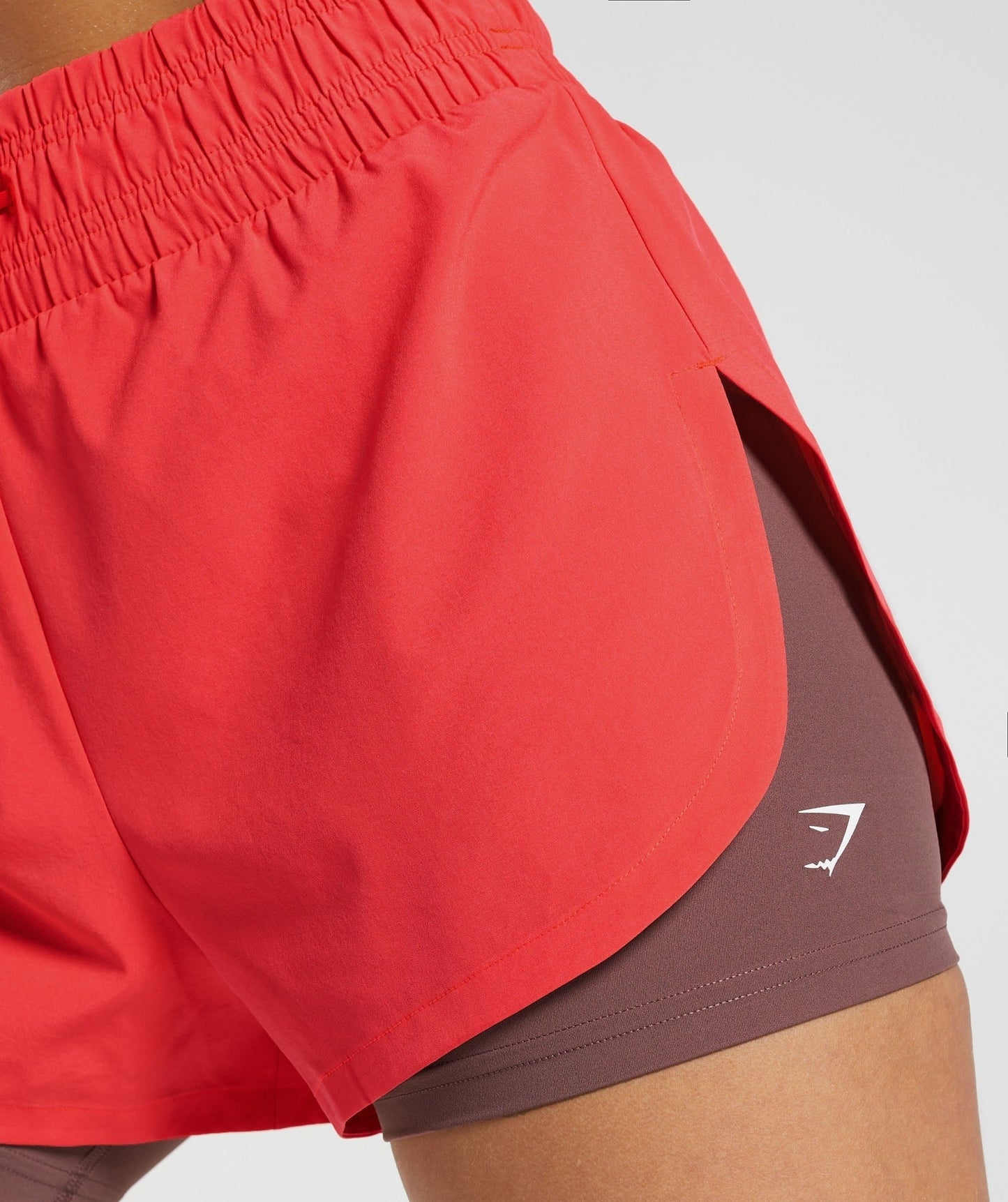 Gymshark RUNNING 2 IN 1 SHORTS - Fluo Bold Pink/Magenta Brown