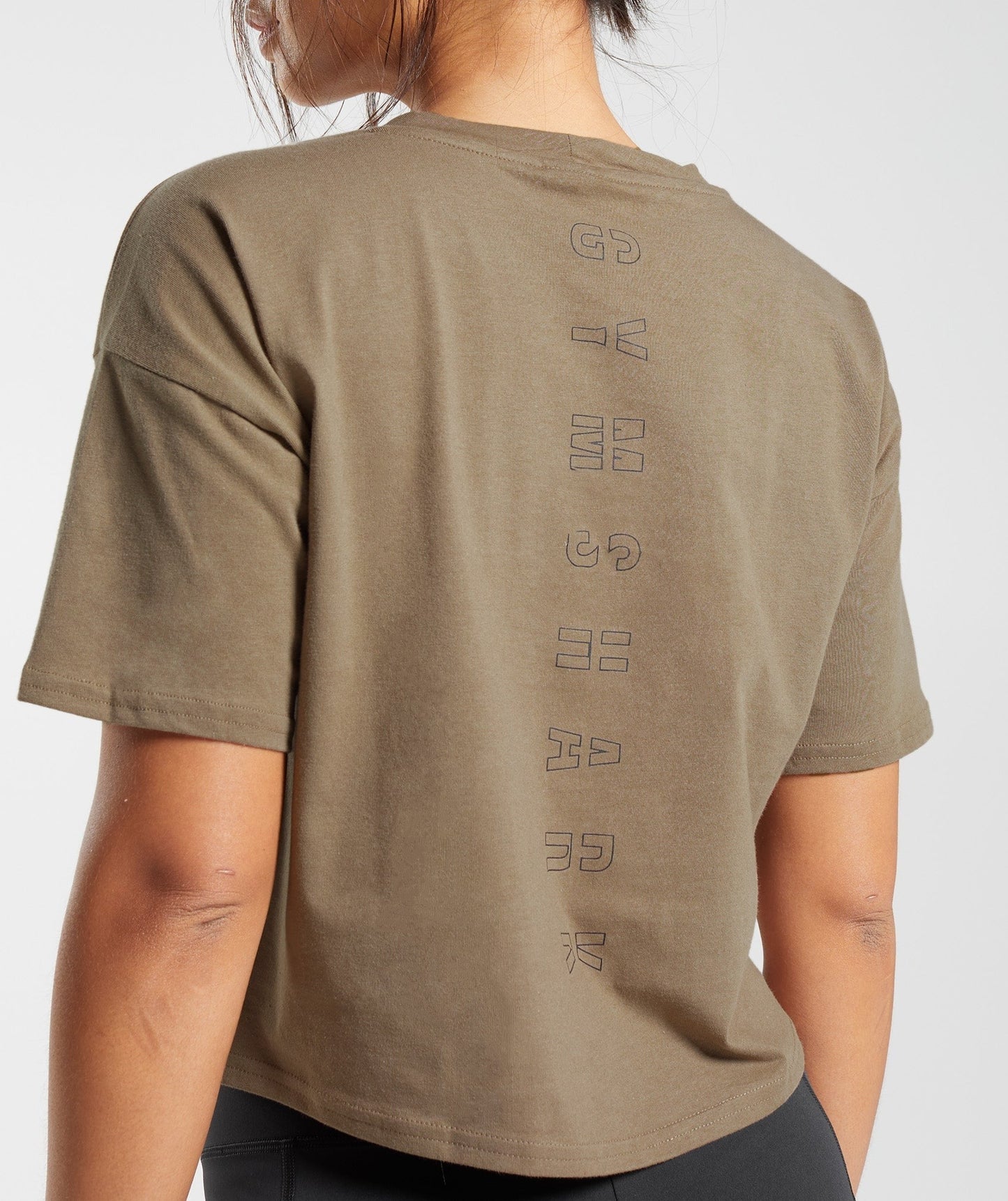 Gymshark Central Graphic Midi Tee - Fossil Brown