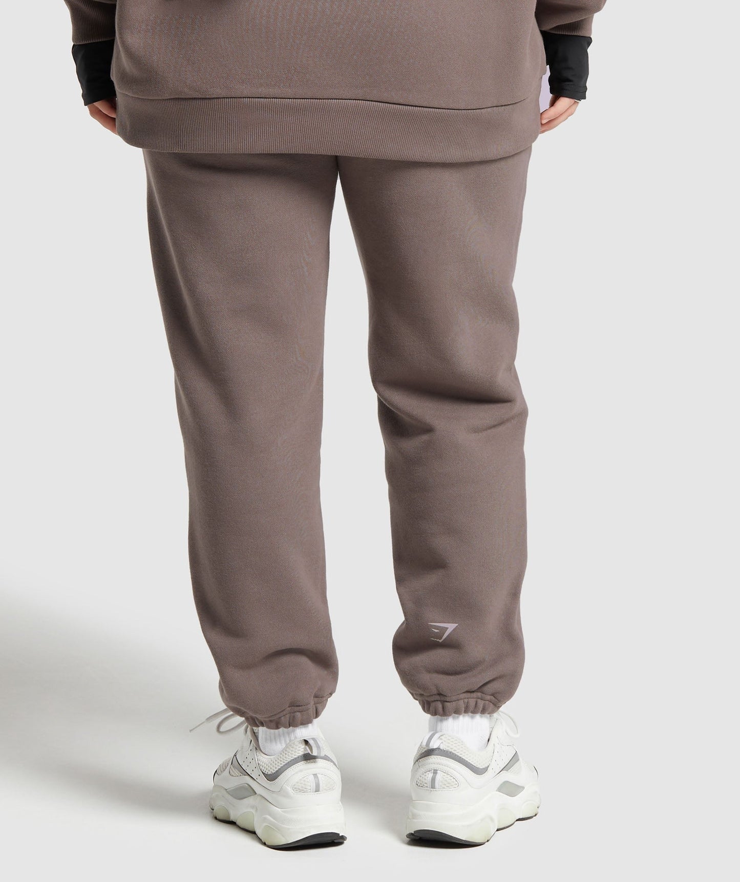 Gymshark GS X Leana Deeb Oversized Joggers - Dusty Brown