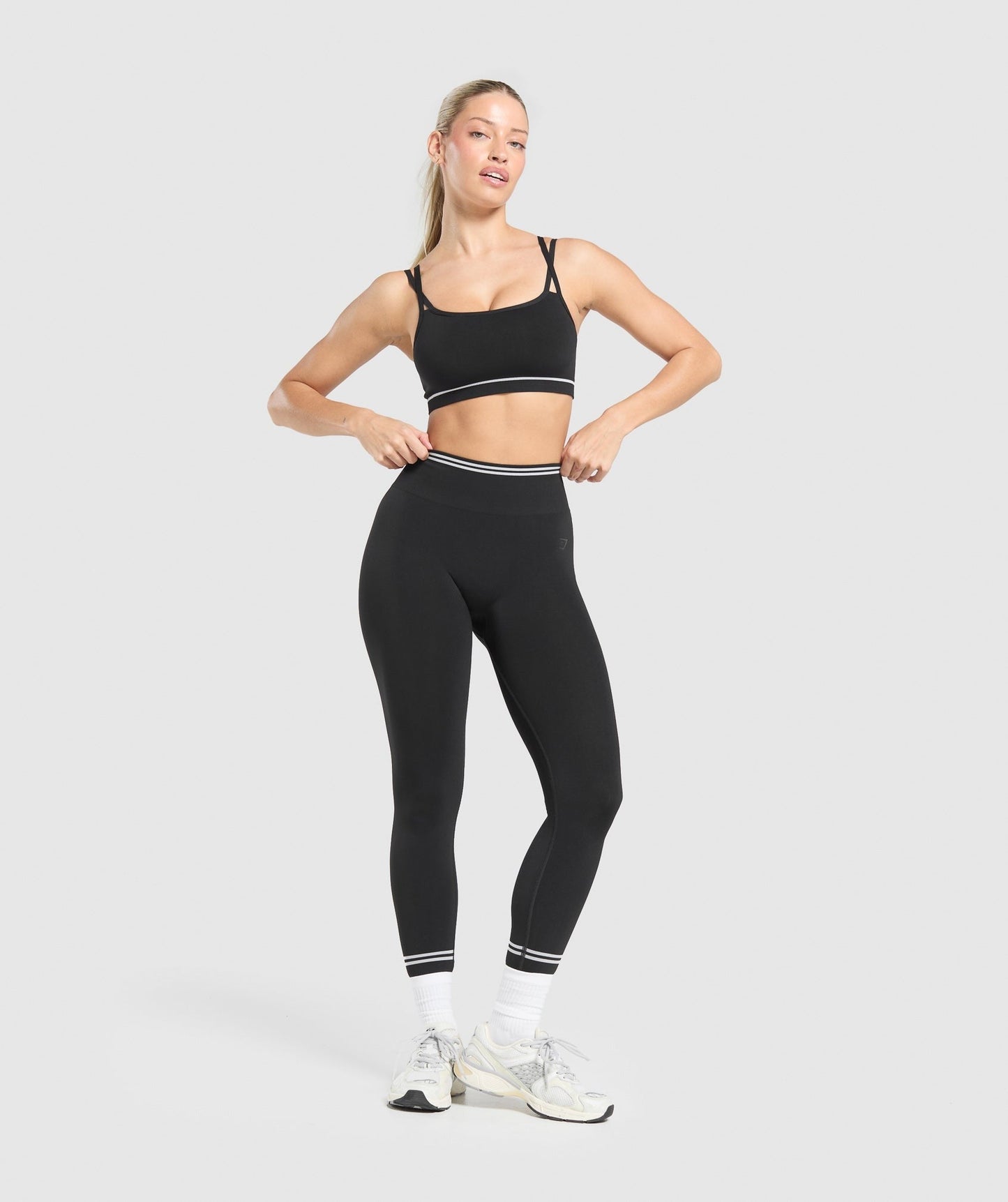 Gymshark Contrast Seamless Sports Bra - Black
