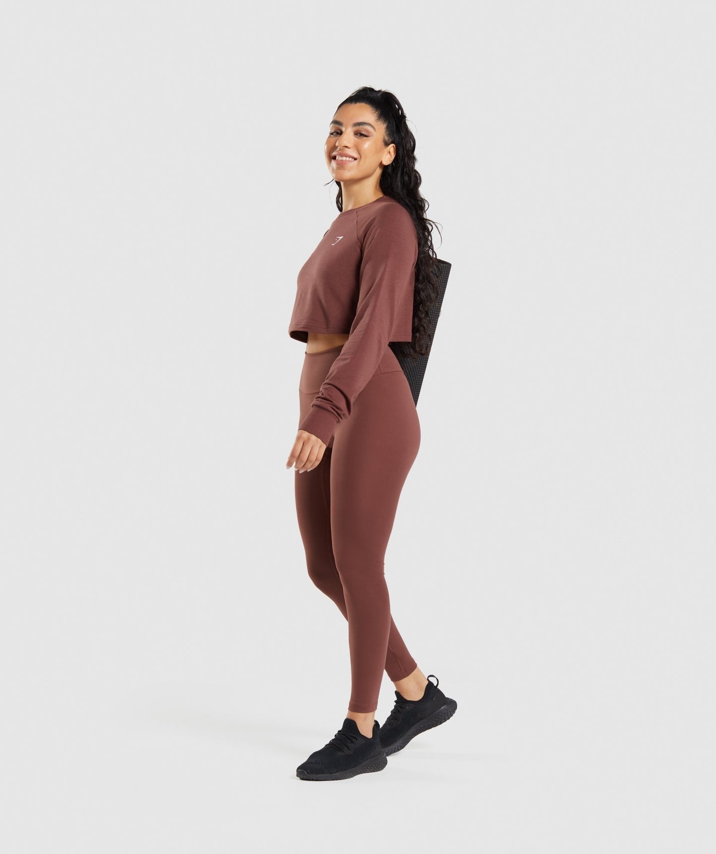 Gymshark Training Cropped Sweater - Cherry Brown