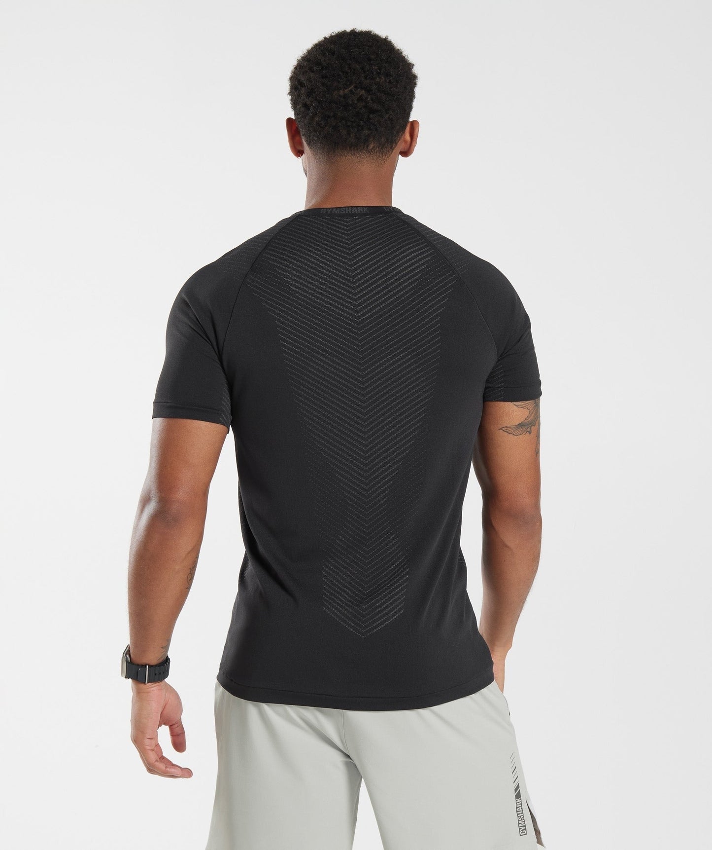 Gymshark Apex Seamless T-Shirt - Black/Silhouette Grey