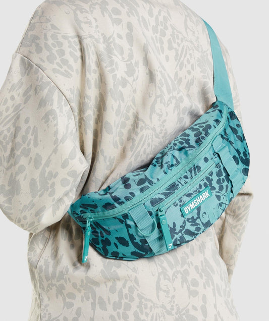Gymshark Adapt Animal Graphic Sling Bag - Teal Print