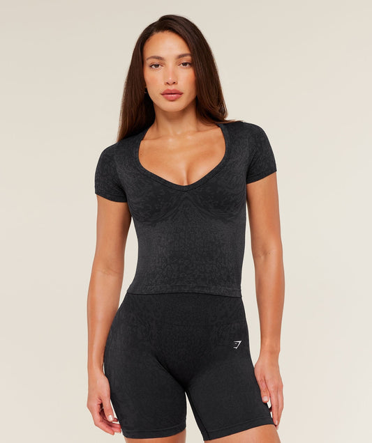 Gymshark Adapt Animal X Whitney Short Sleeve Top - Black / Asphalt Grey