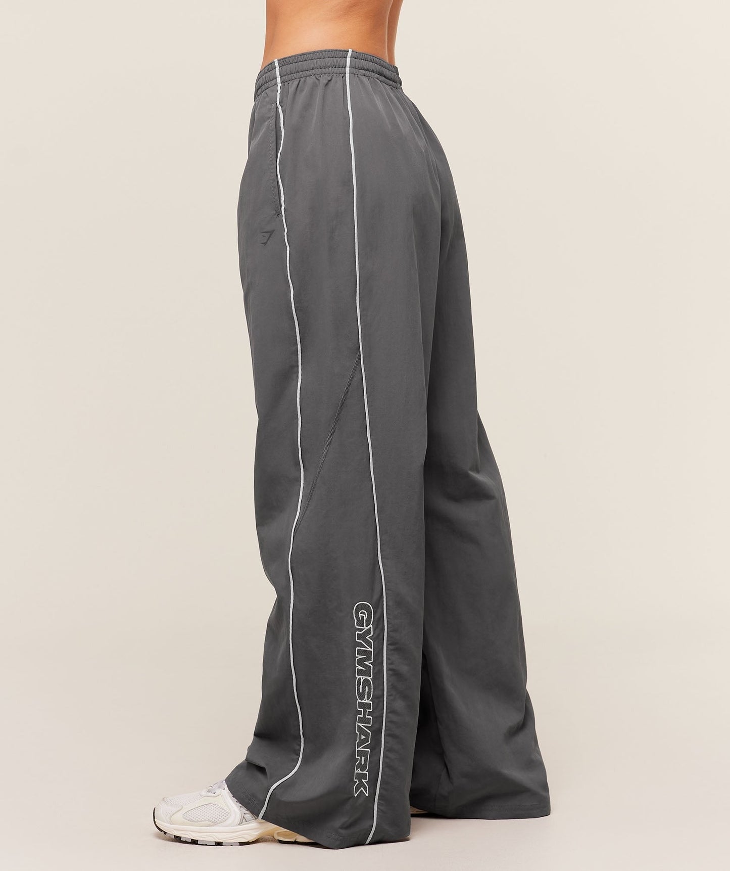 Gymshark Wordmark Track Pants - Graphite Grey