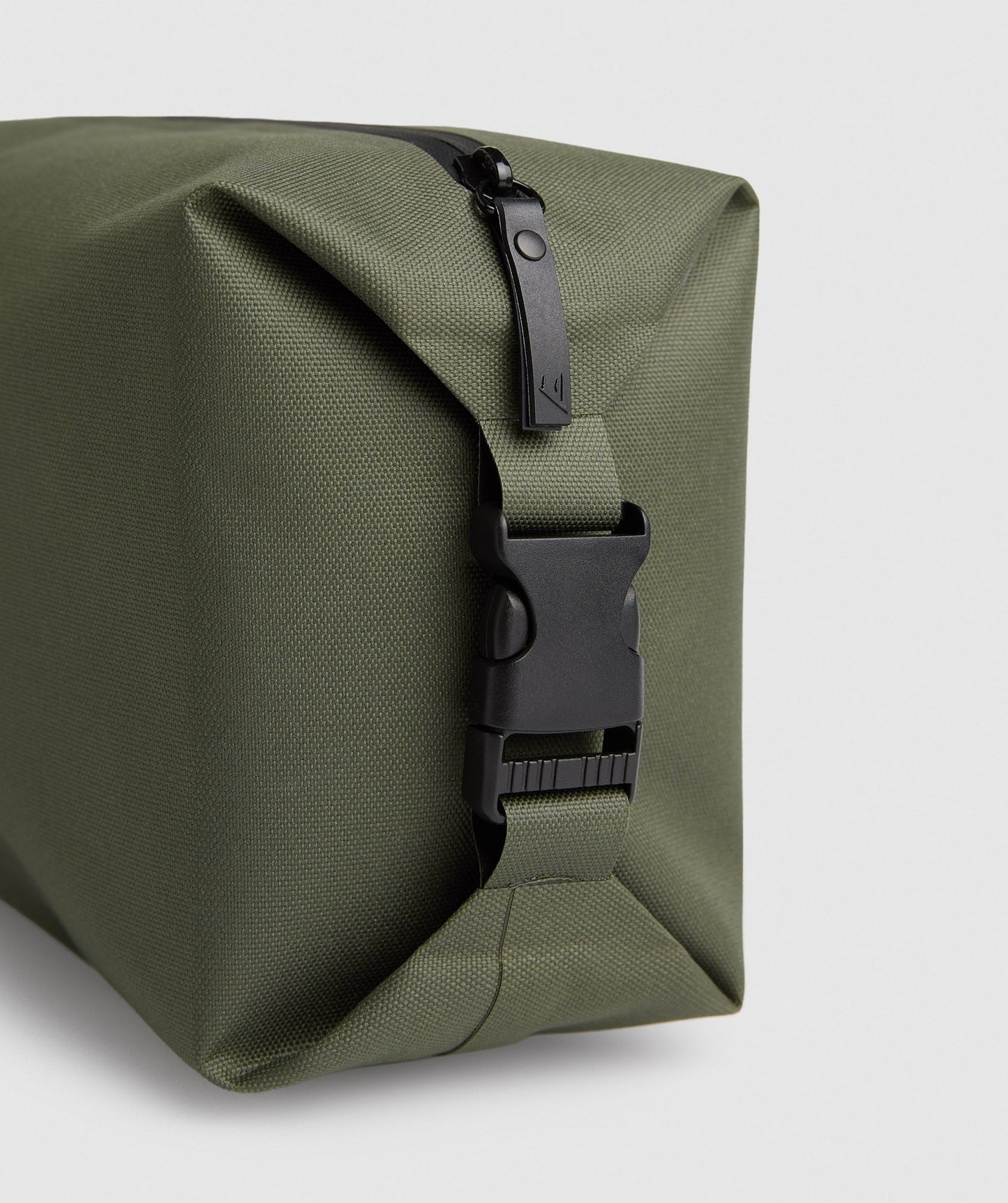 Gymshark X-Series Toiletry Bag - Core Olive