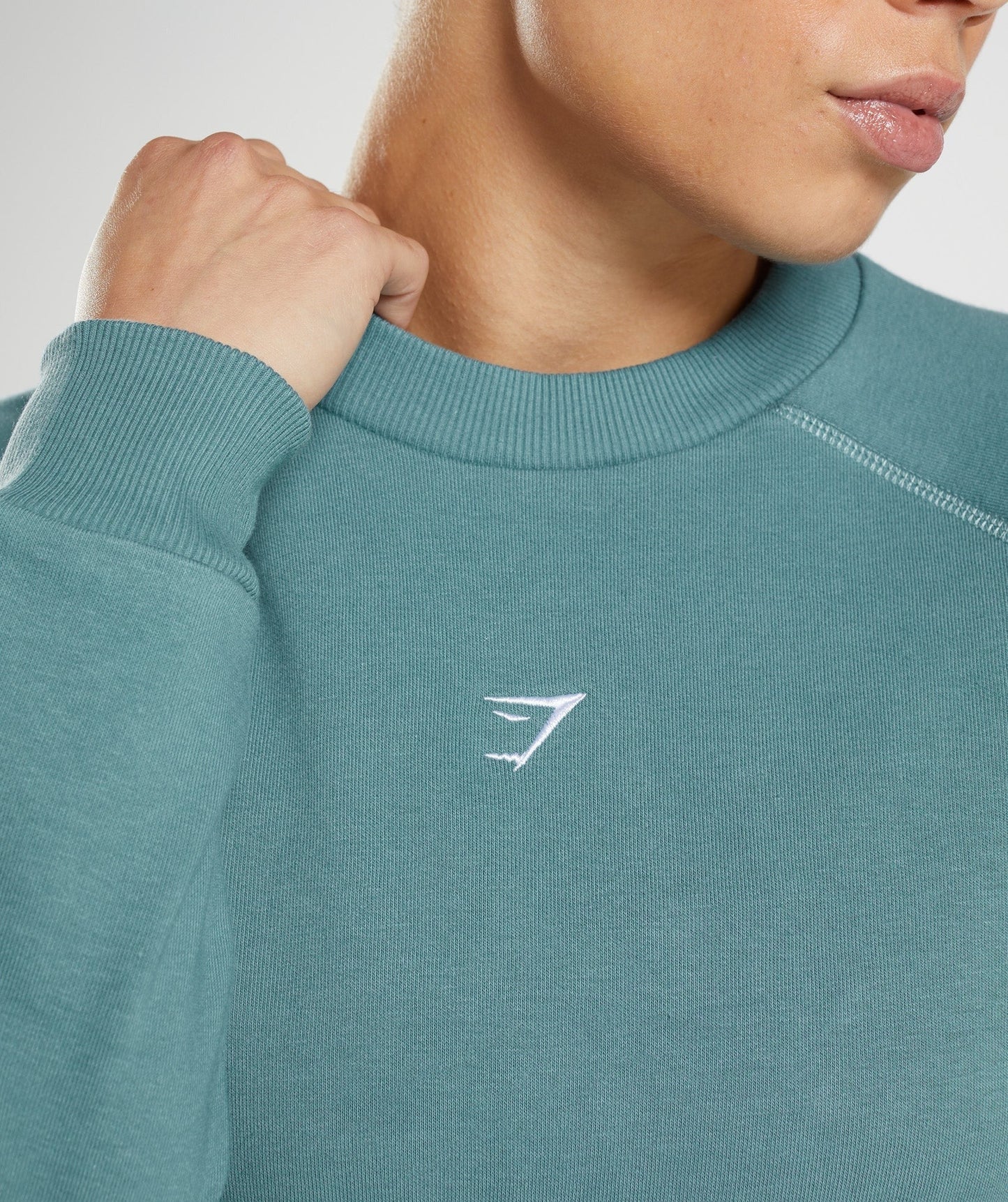 Gymshark Training Crop Sweater - Charred Blue