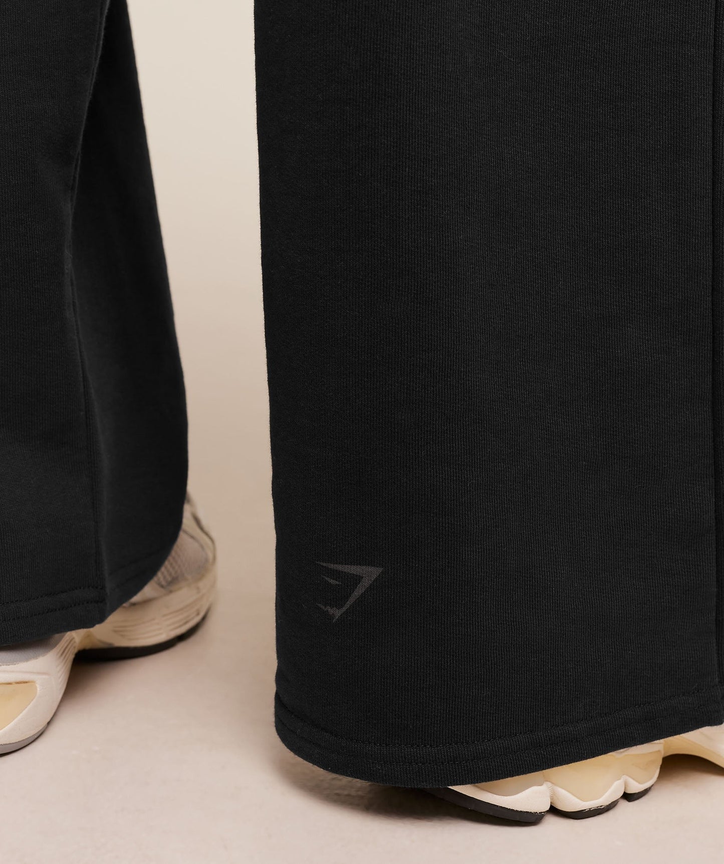 Gymshark Stacked Graphic Wide Leg Joggers - Black