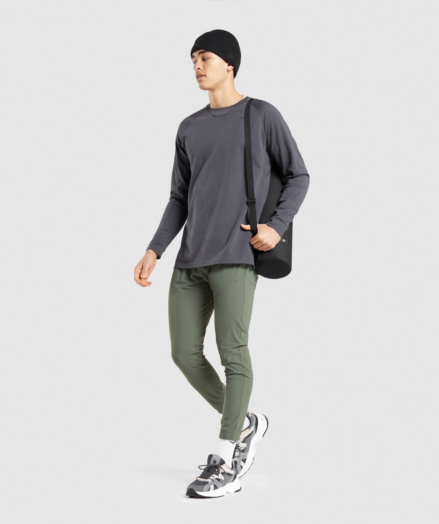 Gymshark Studio Crew - Onyx Grey