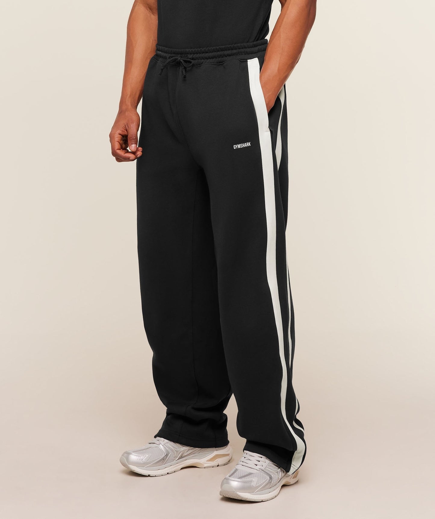 Gymshark x CBUM Straight Leg Jogger - Black