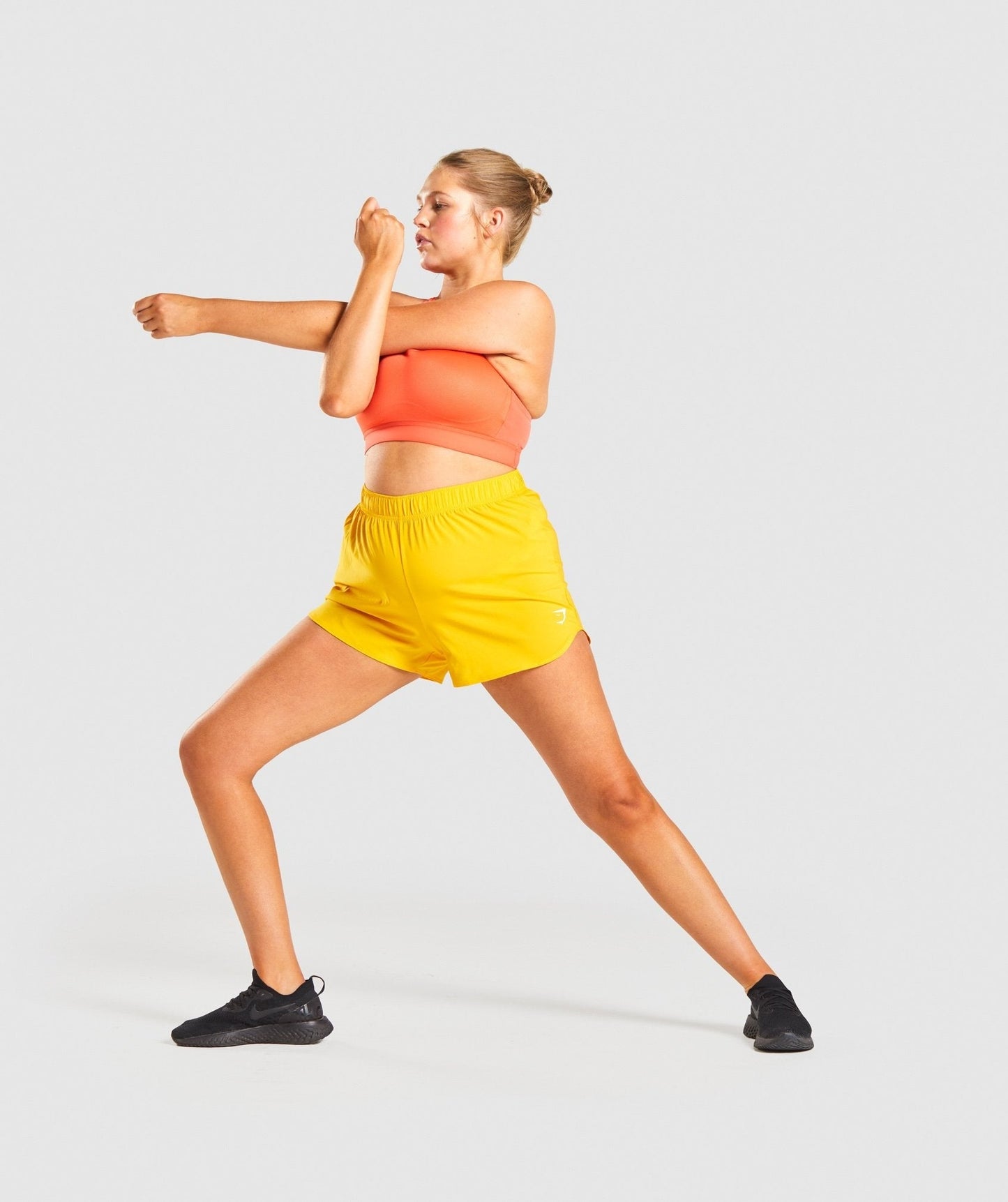 Gymshark Essential Loose Training Shorts - Yellow