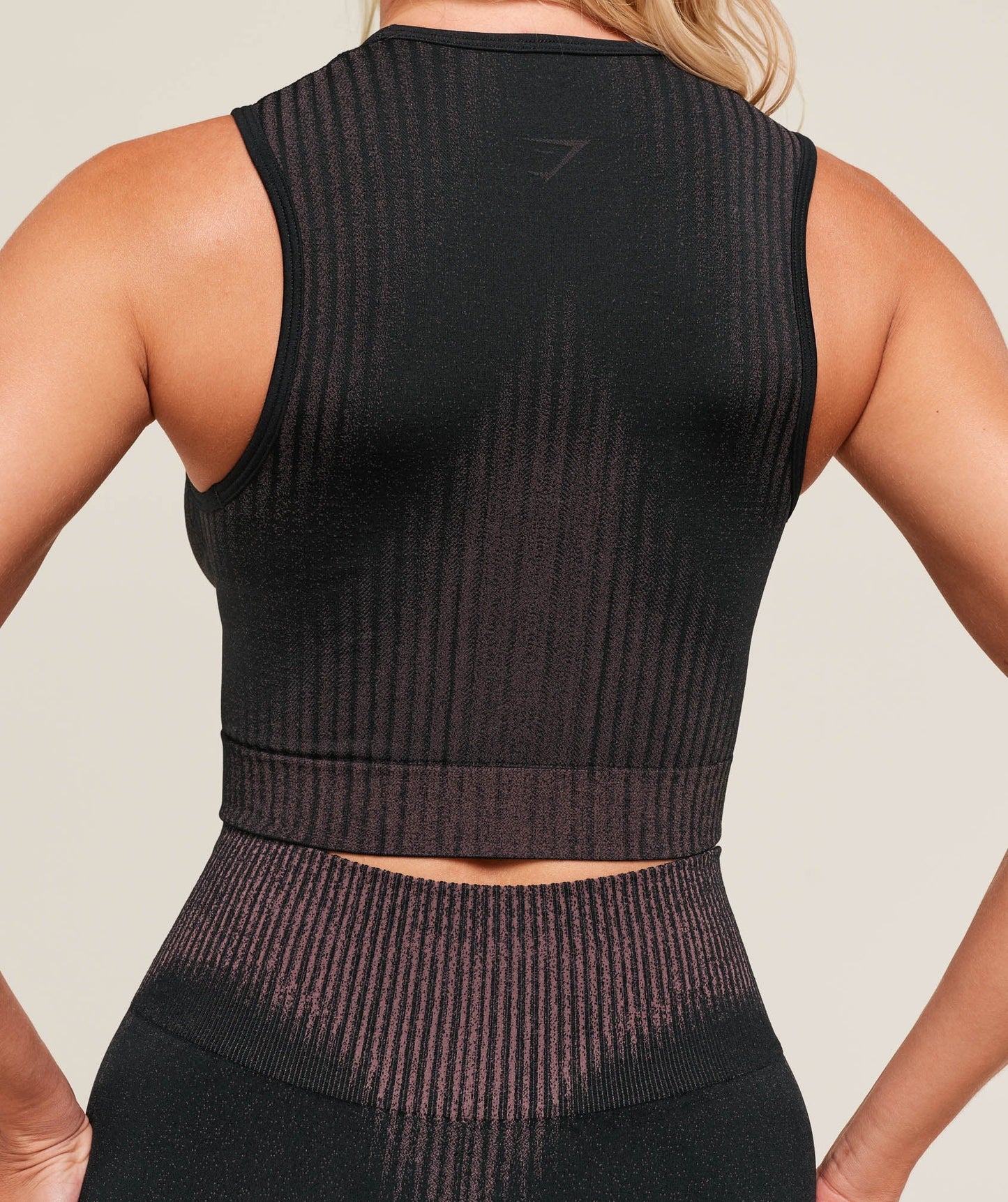 Gymshark Diffuse Seamless Cropped Tank - Black/Calm Pink