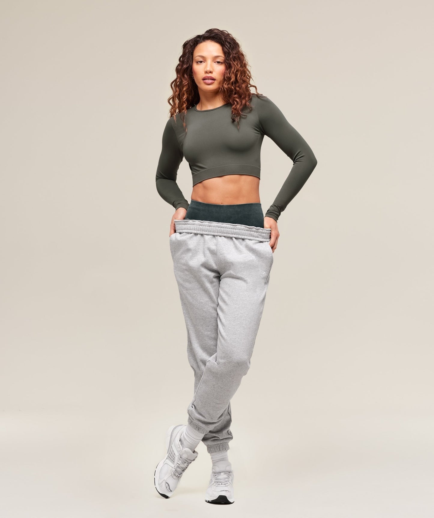Gymshark Everyday Seamless Long Sleeve Crop Top - Strength Green