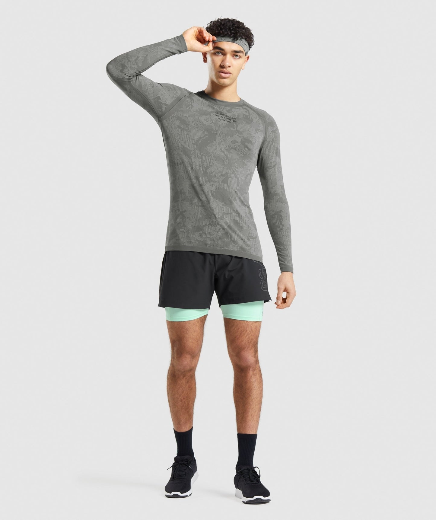 Gymshark //Steve Cook Long Sleeve Seamless T-Shirt - Charcoal Grey/Smokey Grey