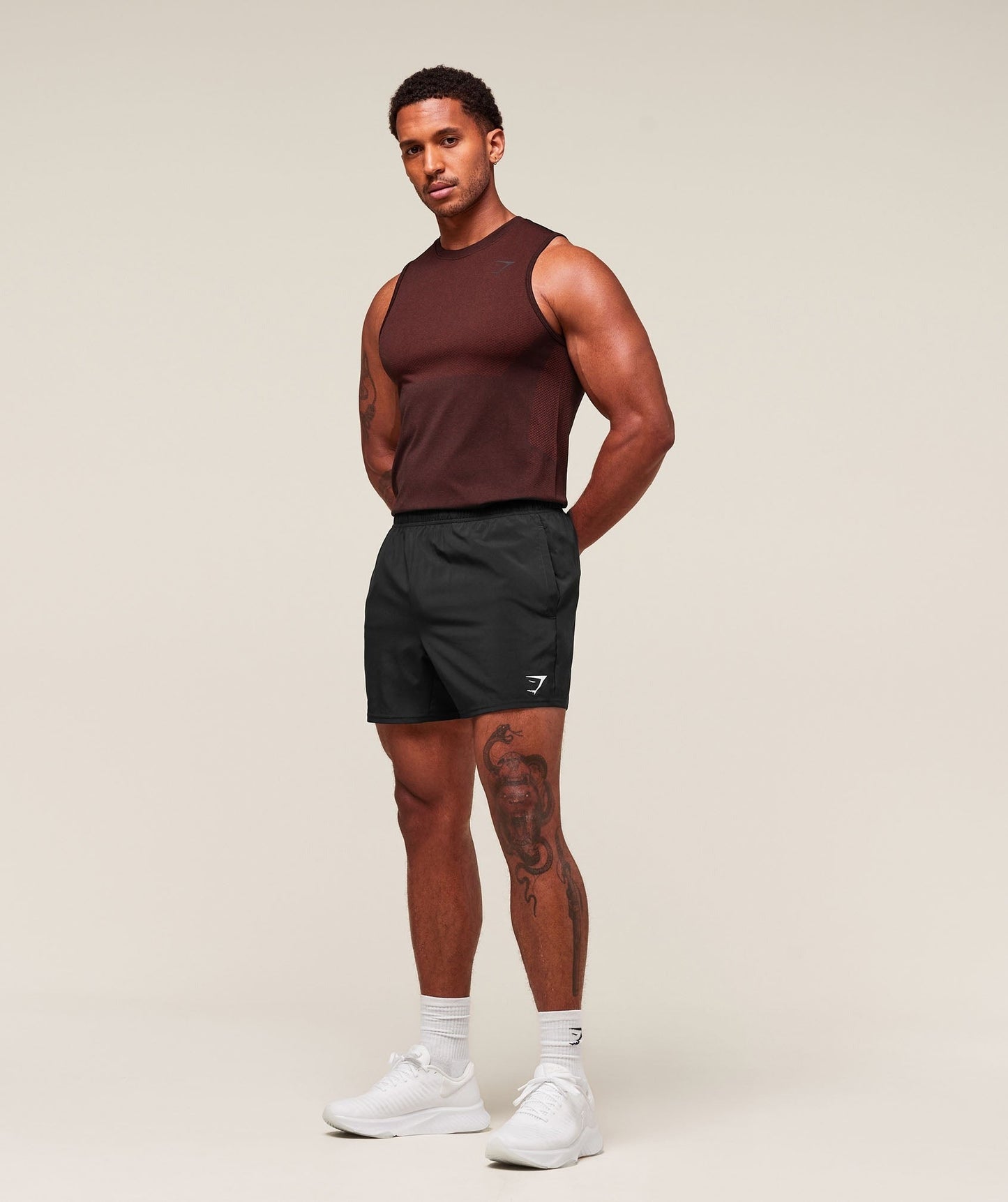 Gymshark Vital Tank - Black/Sets Red
