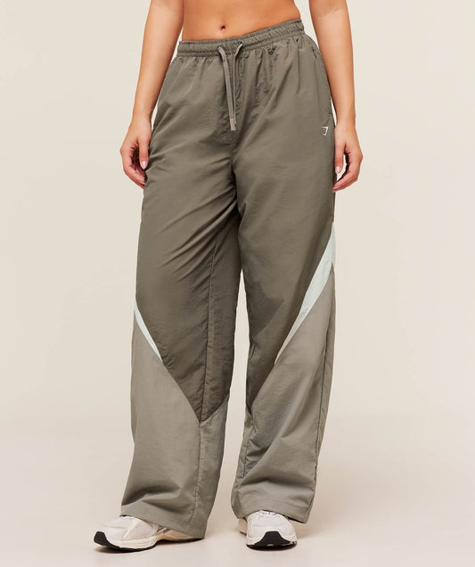 Gymshark Contrast Track Pants - Camo Brown/Linen Brown/Oat White