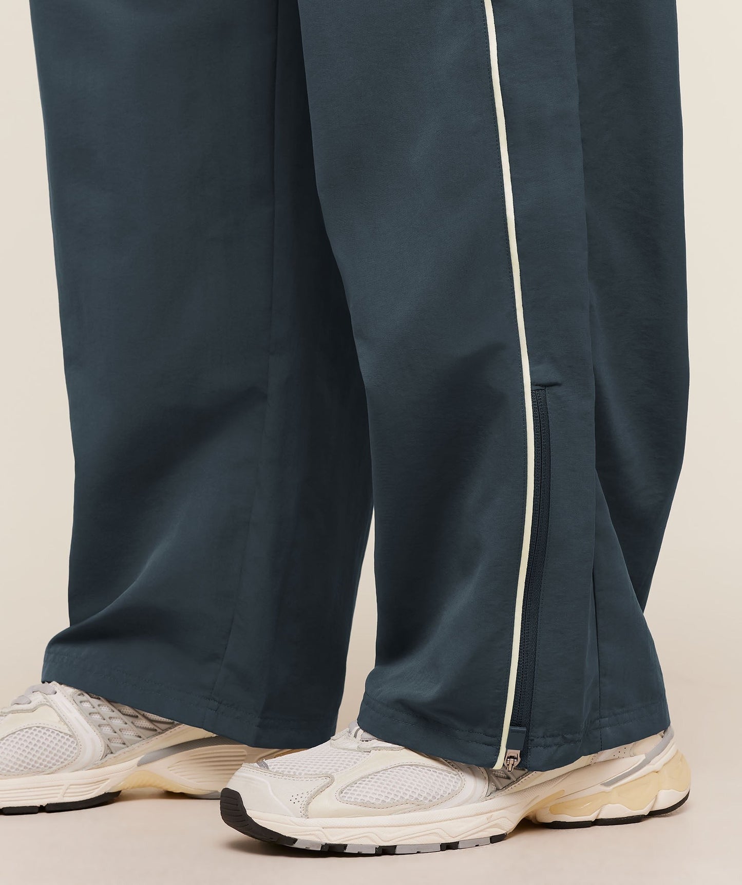 Gymshark To From Pants - Stealth Blue/Soft White