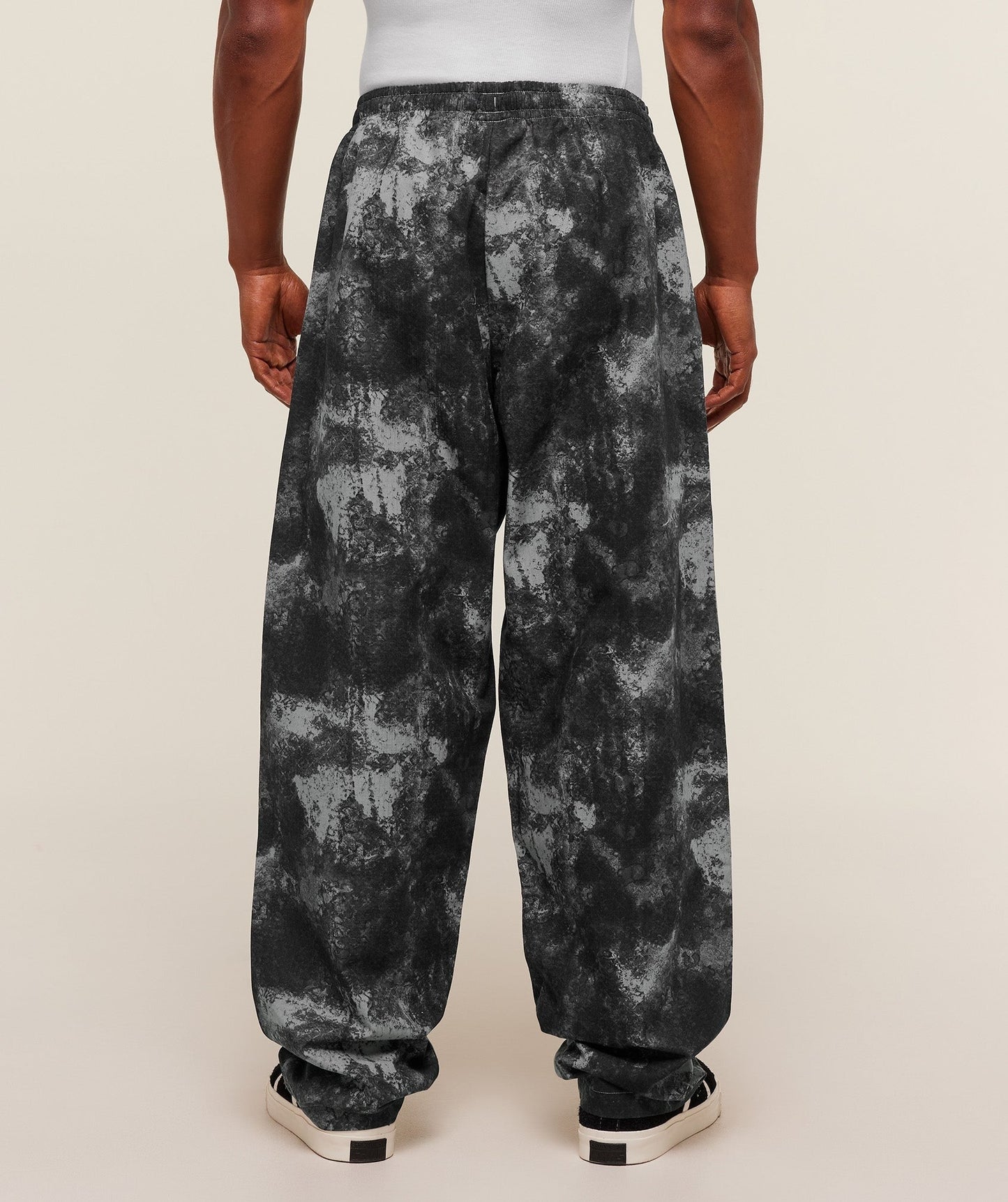 Gymshark Straight Leg Pumper Pants - Smokey Grey