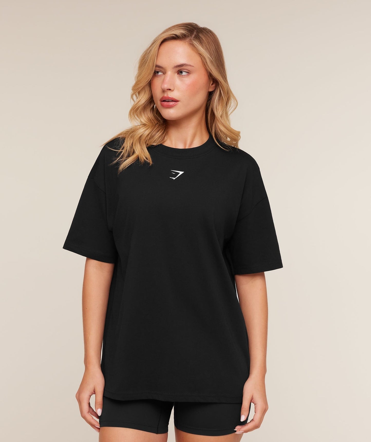 Gymshark Trace Graphic Oversized T-Shirt - Black