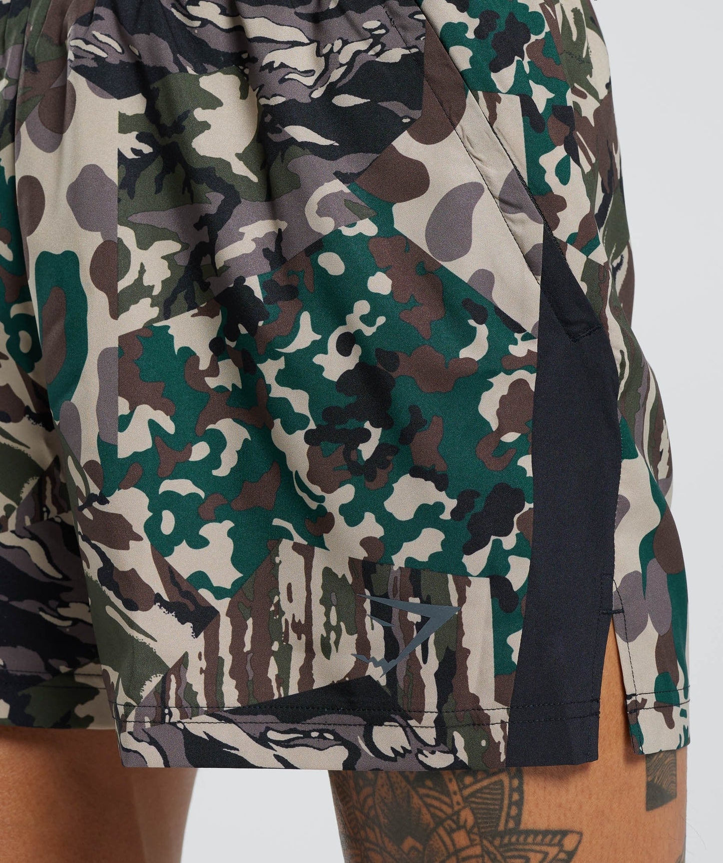 Gymshark Sport 5" Shorts - Cement Brown/Black Print