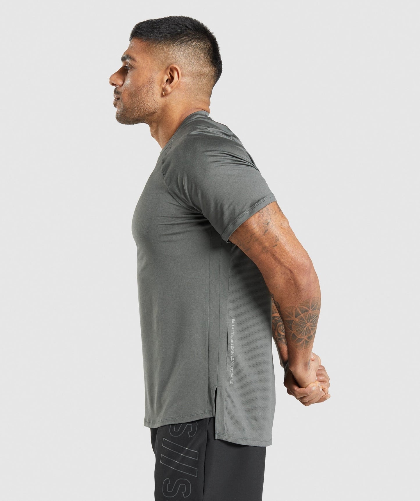 Gymshark //Steve Cook T-Shirt - Charcoal Grey