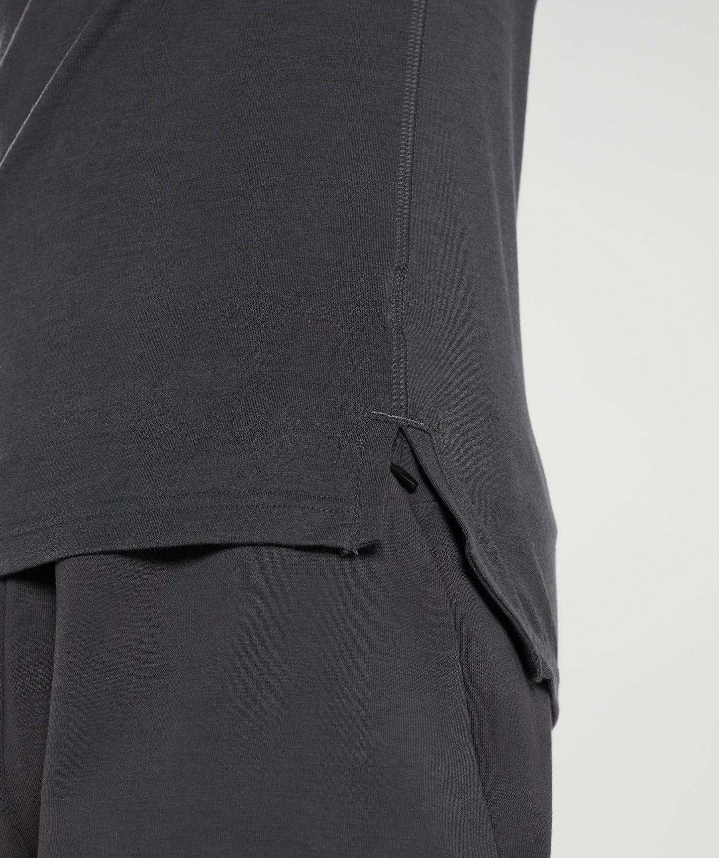 Gymshark Studio Breath T-Shirt - Onyx Grey