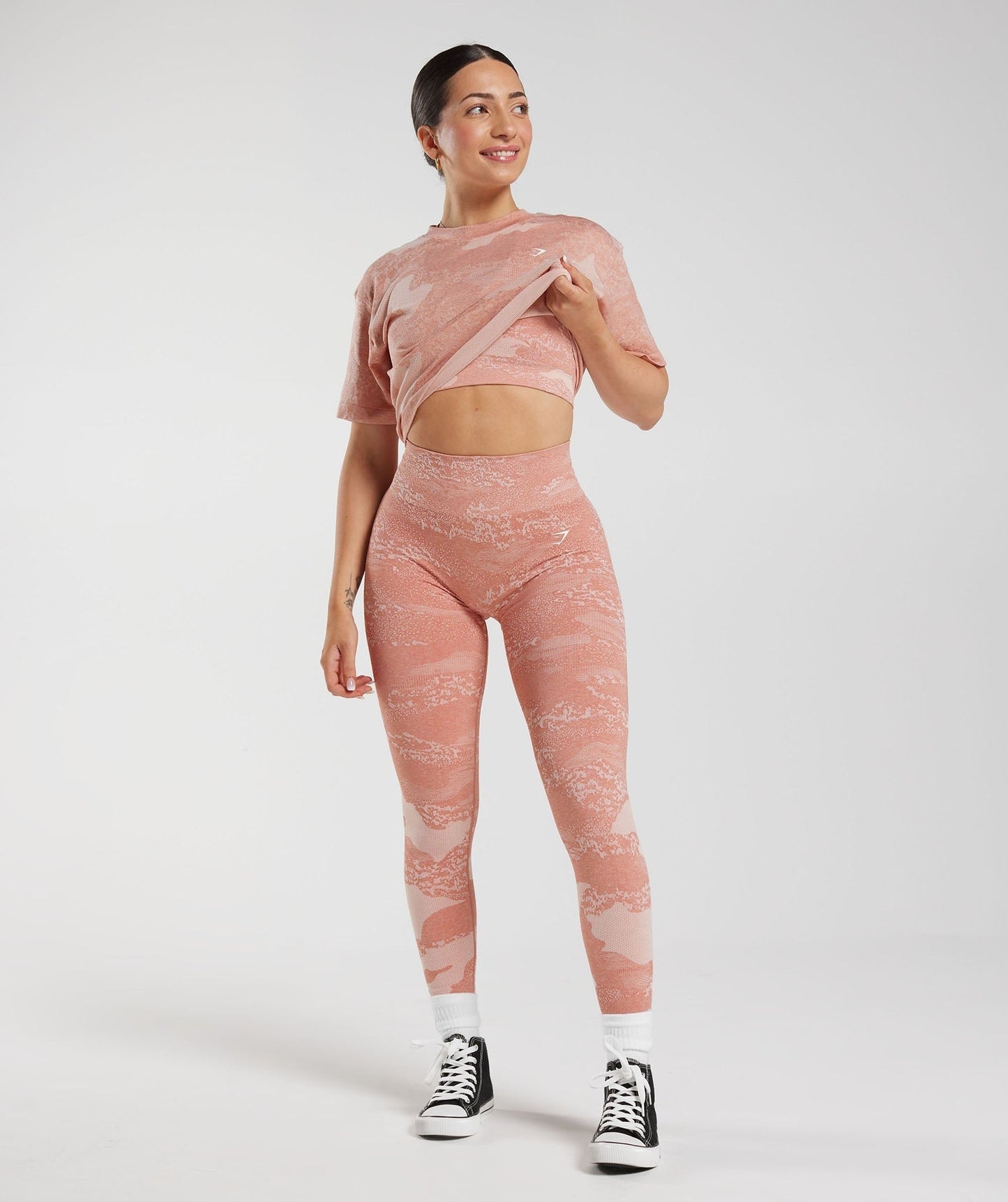 Gymshark Adapt Camo Seamless Crop Top - Misty Pink/Hazy Pink