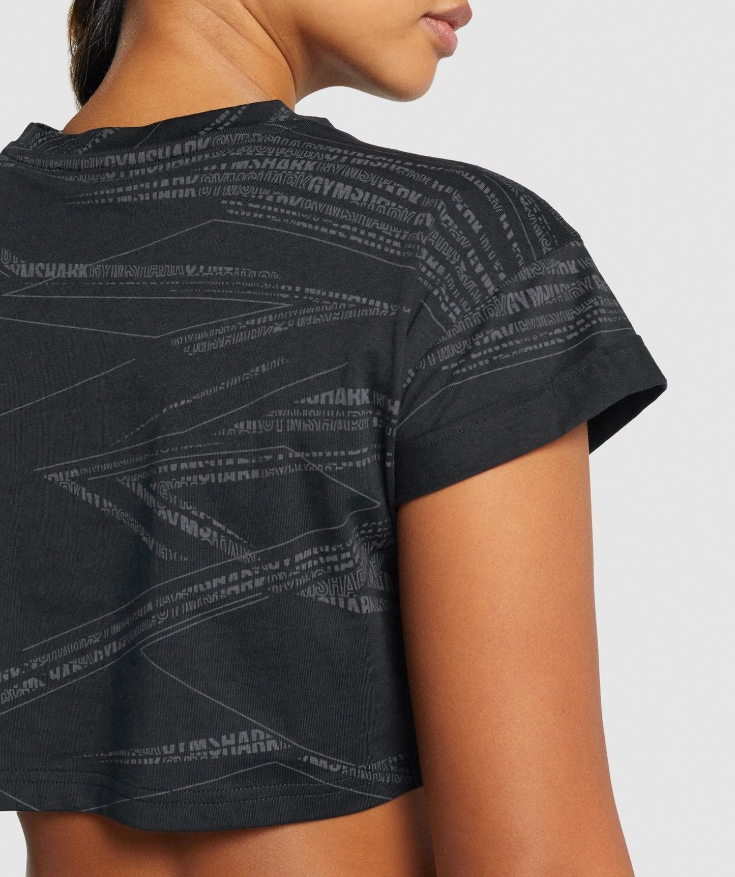 Gymshark Zone Graphic Crop Tee - Black/Grey