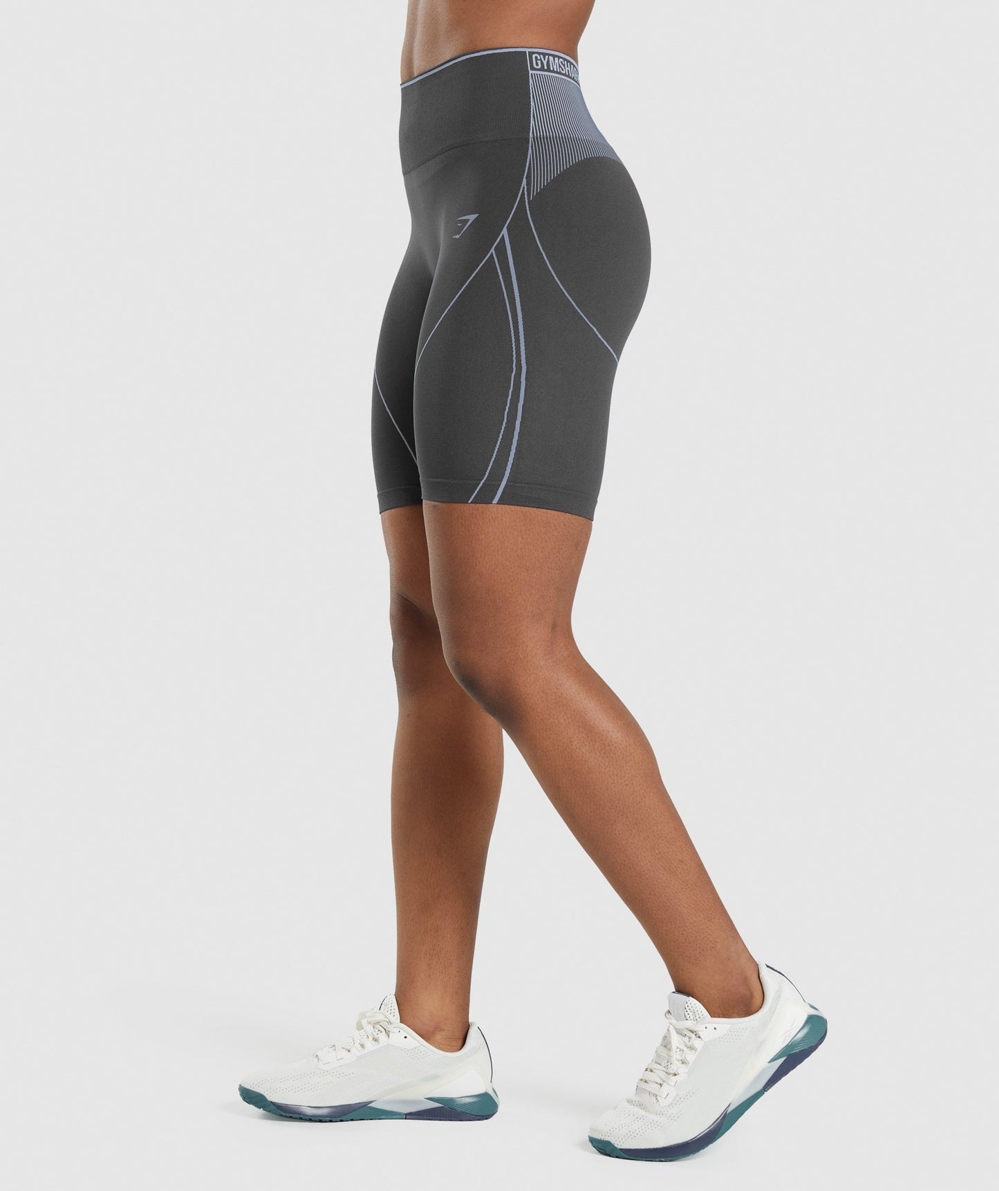 Gymshark Apex Seamless High Rise Shorts - Onyx Grey/Lavender Blue