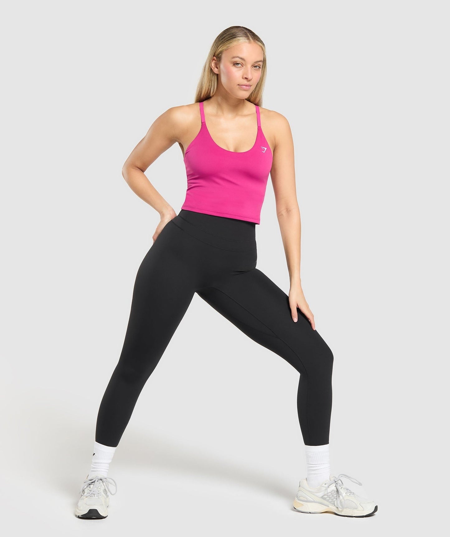 Gymshark Training Cami Tank With Shelf - Winning Pink