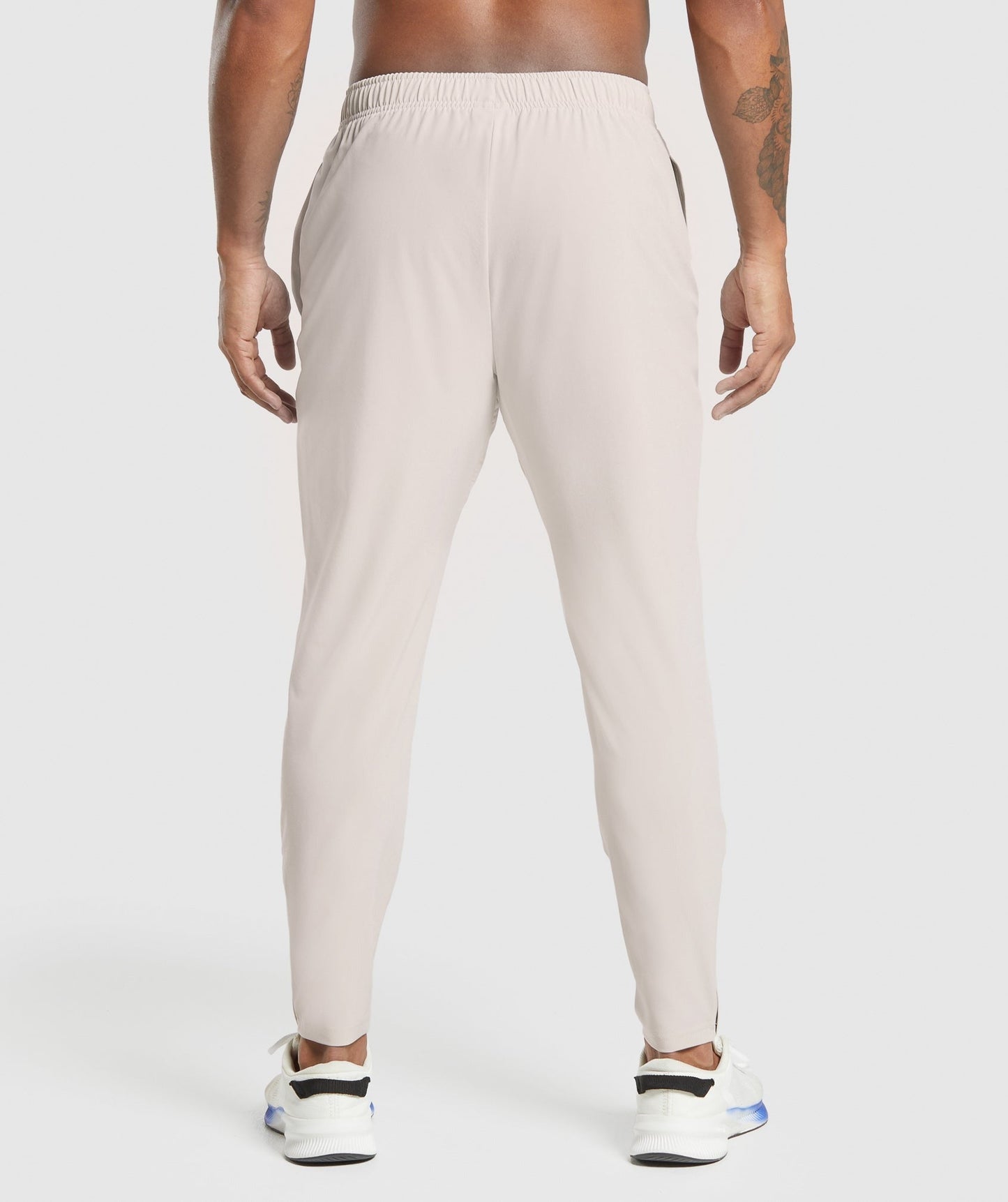 Gymshark Keep Showing Up Joggers - Pebble Grey