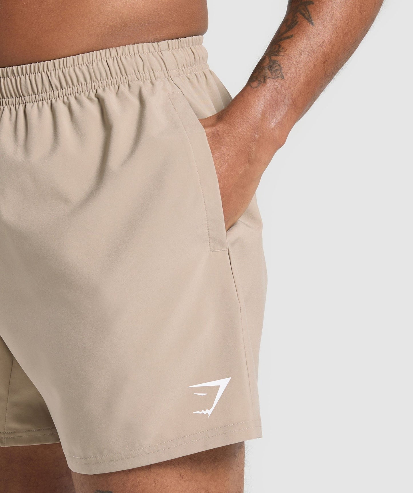 Gymshark Arrival 5" Shorts - Cement Brown