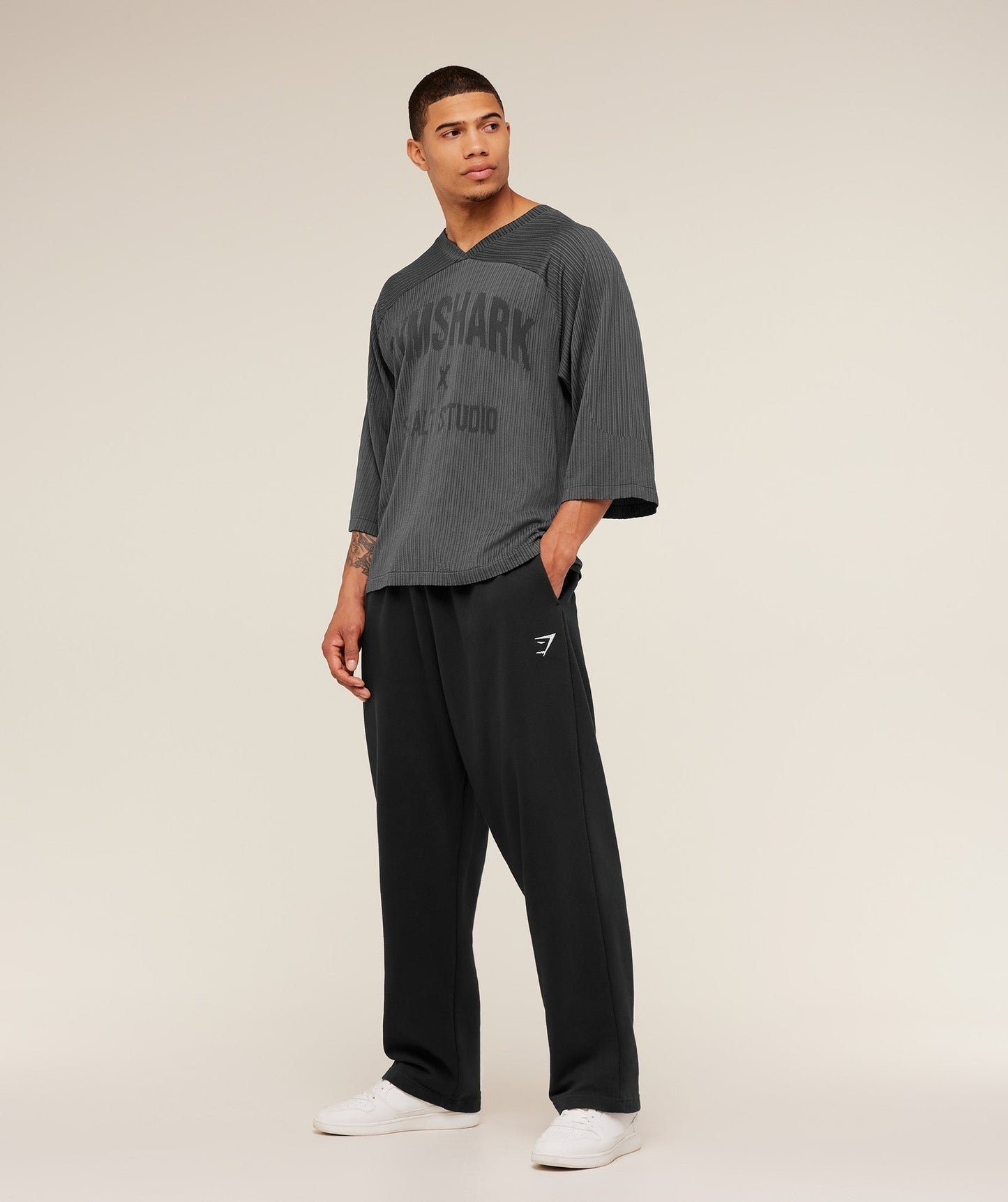 Gymshark x Saalt Studios Seamless Jersey - GS Asphalt Grey/GS Pitch Grey