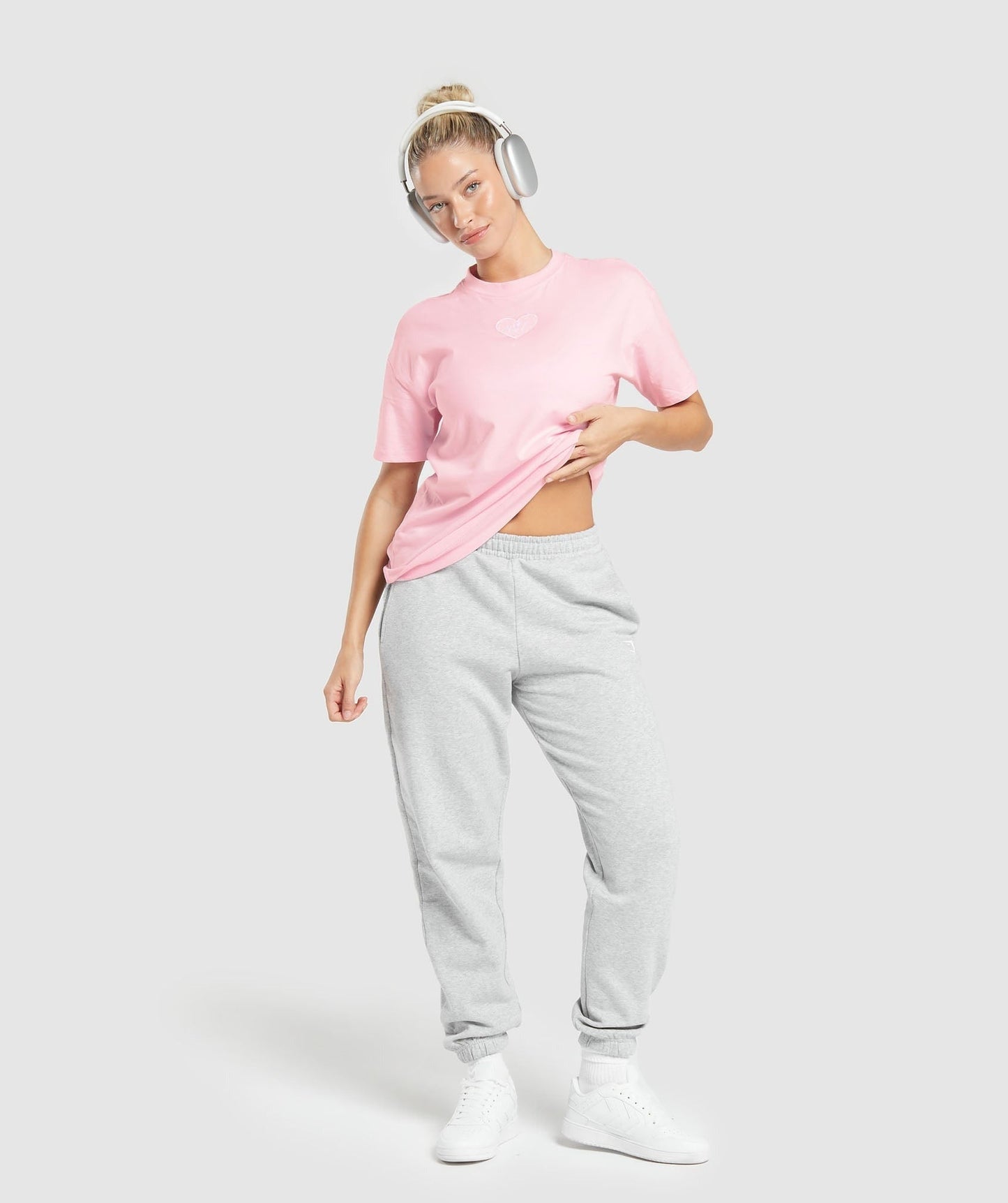 Gymshark Love Hearts Oversized T-Shirt - Dolly Pink