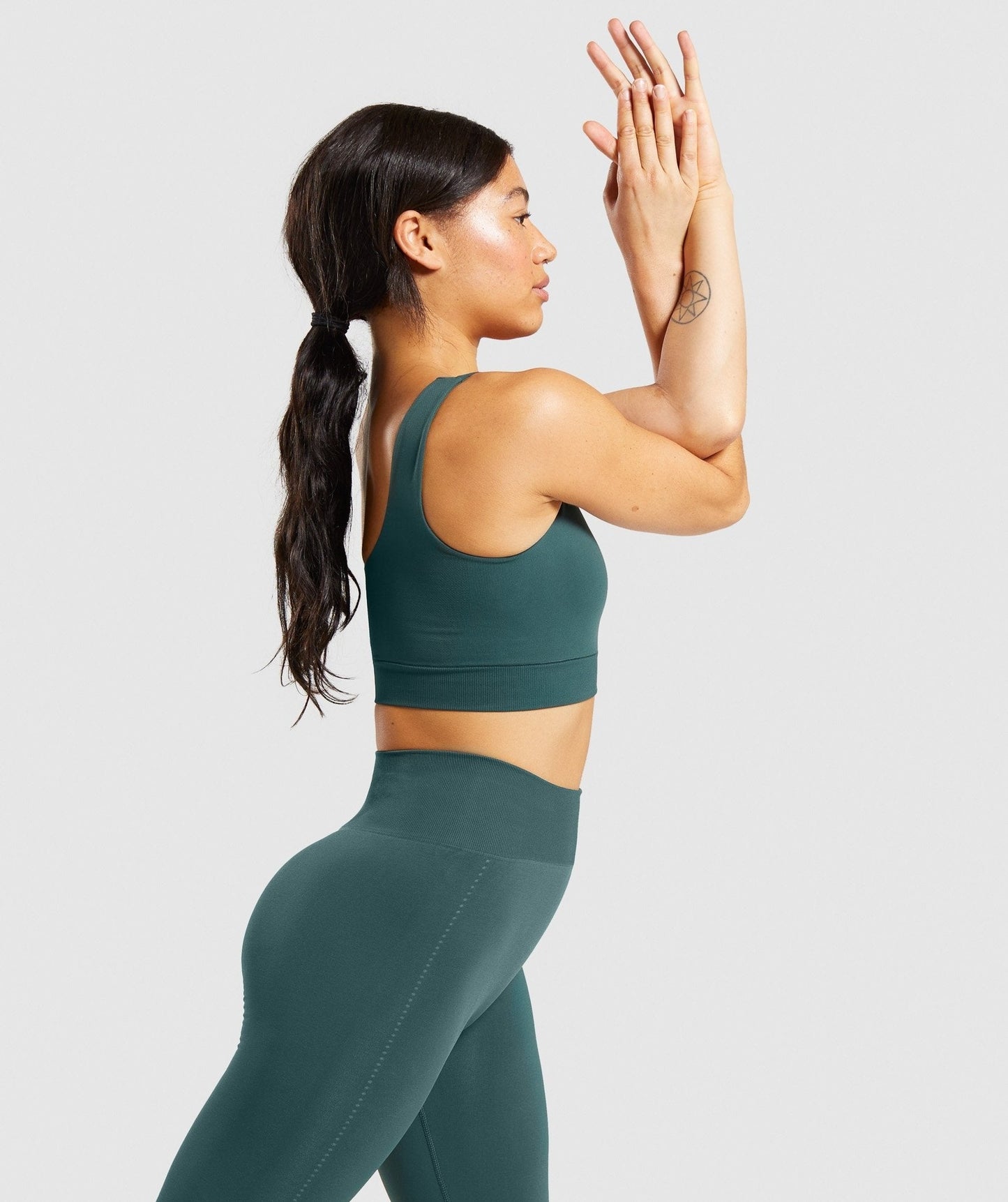 Gymshark Breeze Lightweight Seamless Sports Bra - Dark Green