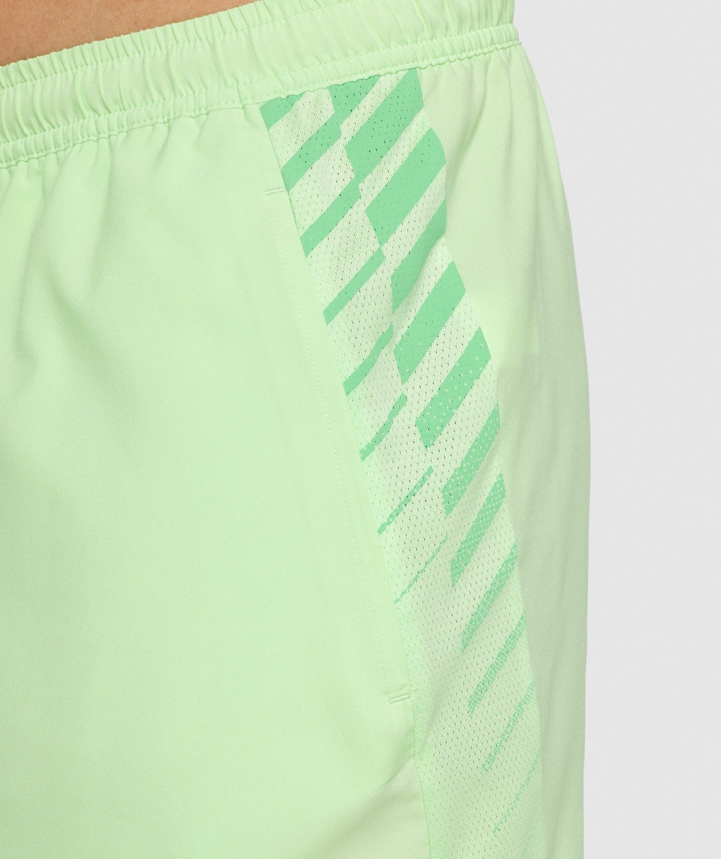 Gymshark Sport Stripe 7" Shorts - Bali Green