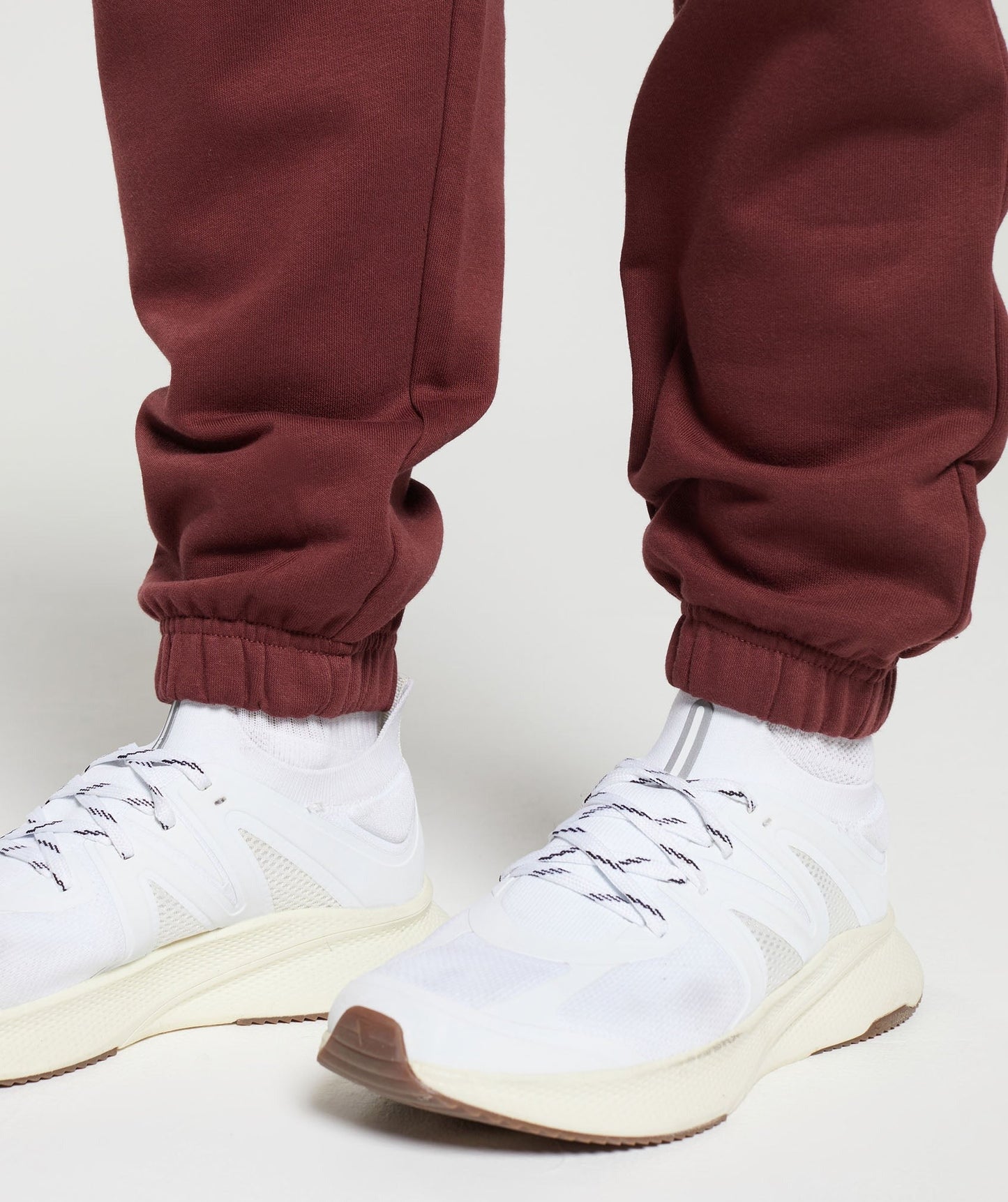 Gymshark Training Regular Fleece Joggers - Burgundy Brown