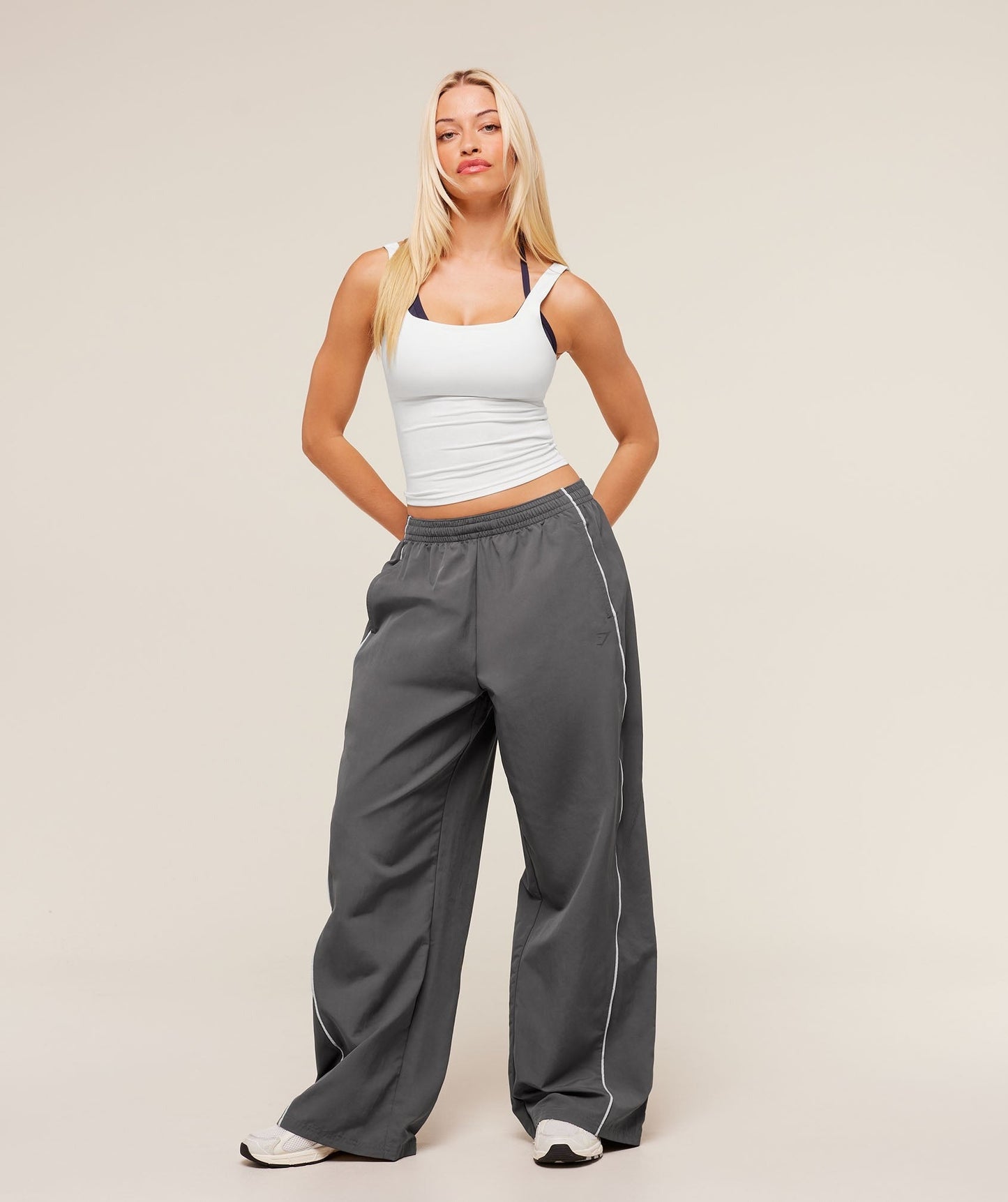 Gymshark Wordmark Track Pants - Graphite Grey