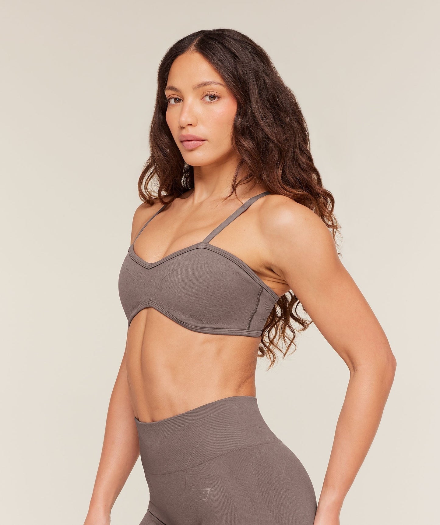 Gymshark Poise Light Support Seamless Sports Bra - Cool Brown
