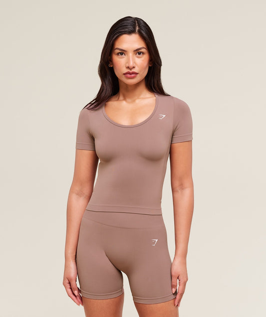 Gymshark Everyday Seamless Tight Fit Crew Neck Tee - Chestnut Pink