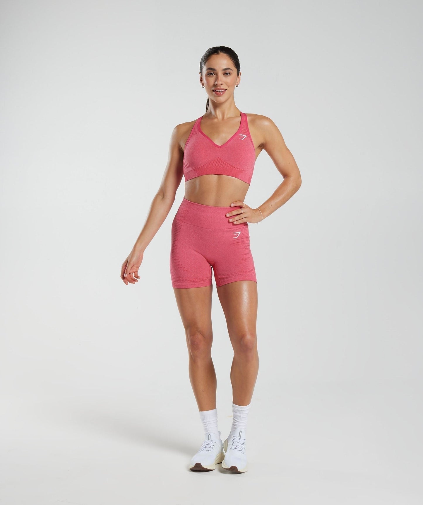 Gymshark Vital V Neck Sports Bra - Bright Fuchsia Marl