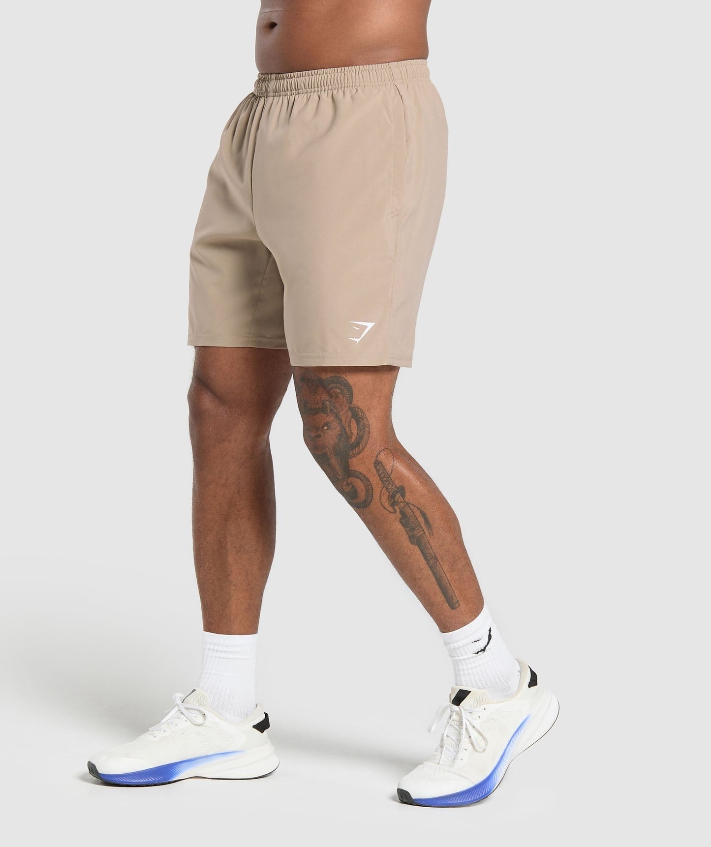 Gymshark Arrival 7" Shorts - Cement Brown