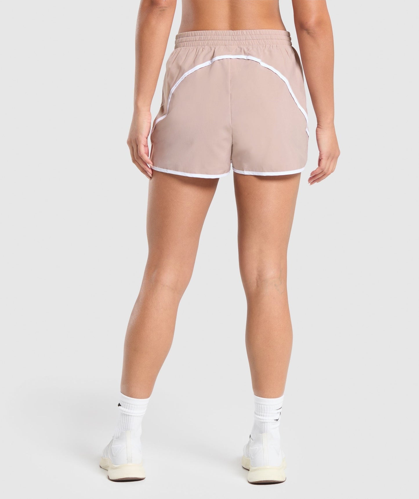 Gymshark Training Contrast Loose Shorts 2.5" - Stone Pink
