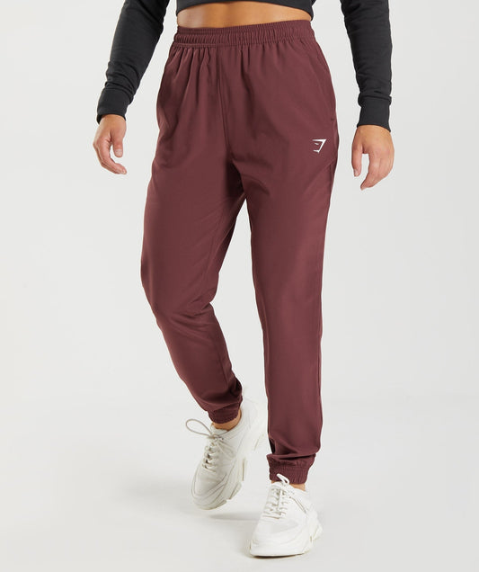 Gymshark Training Woven Joggers - Cherry Brown