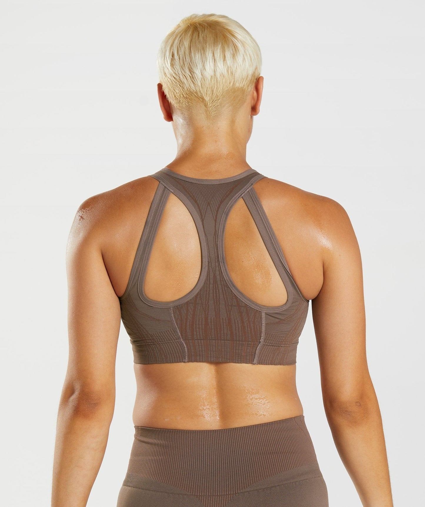 Gymshark Apex Seamless Sports Bra - Truffle Brown/Cherry Brown